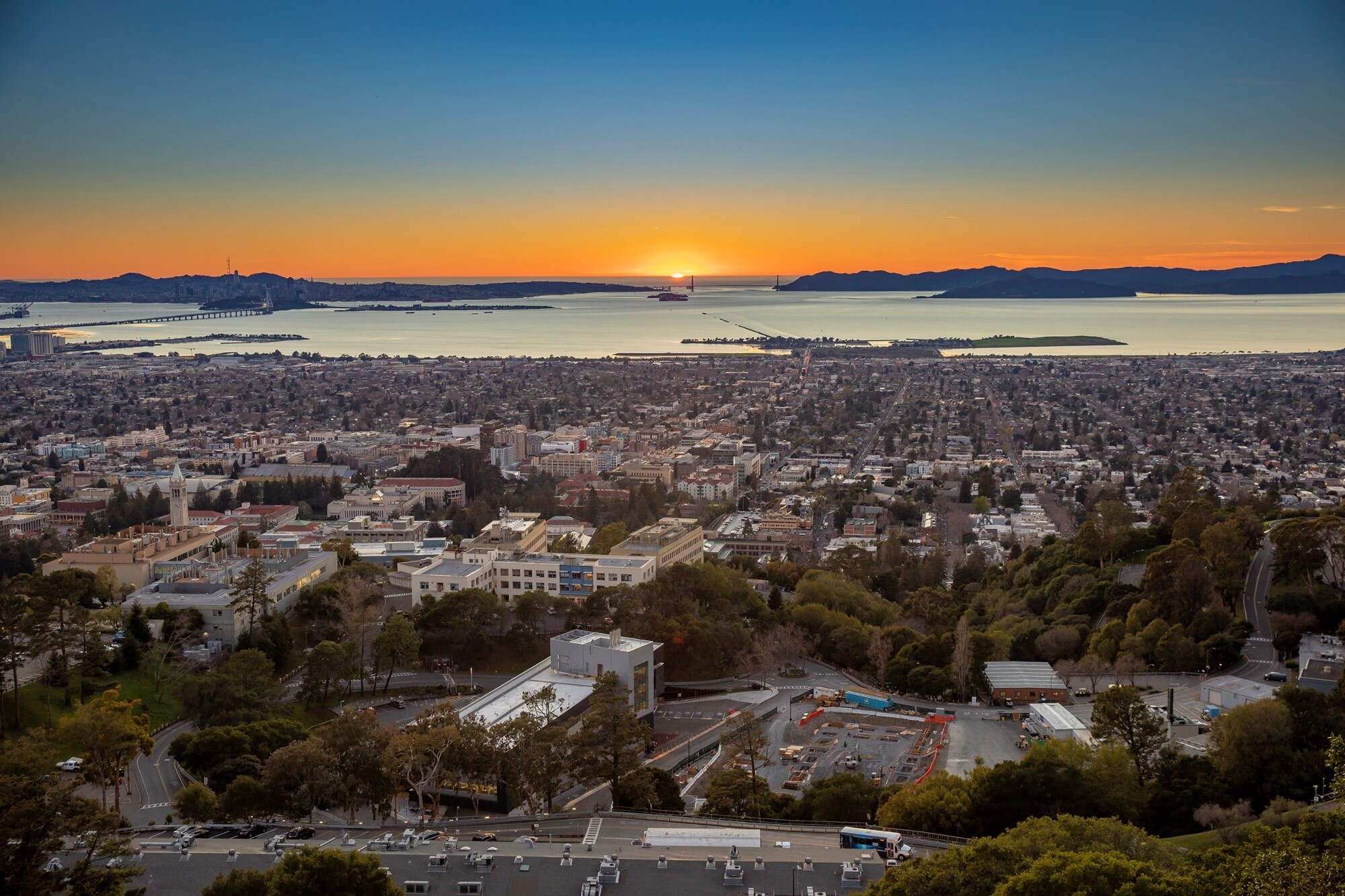 Panoramic view of City of Berkeley at sunset